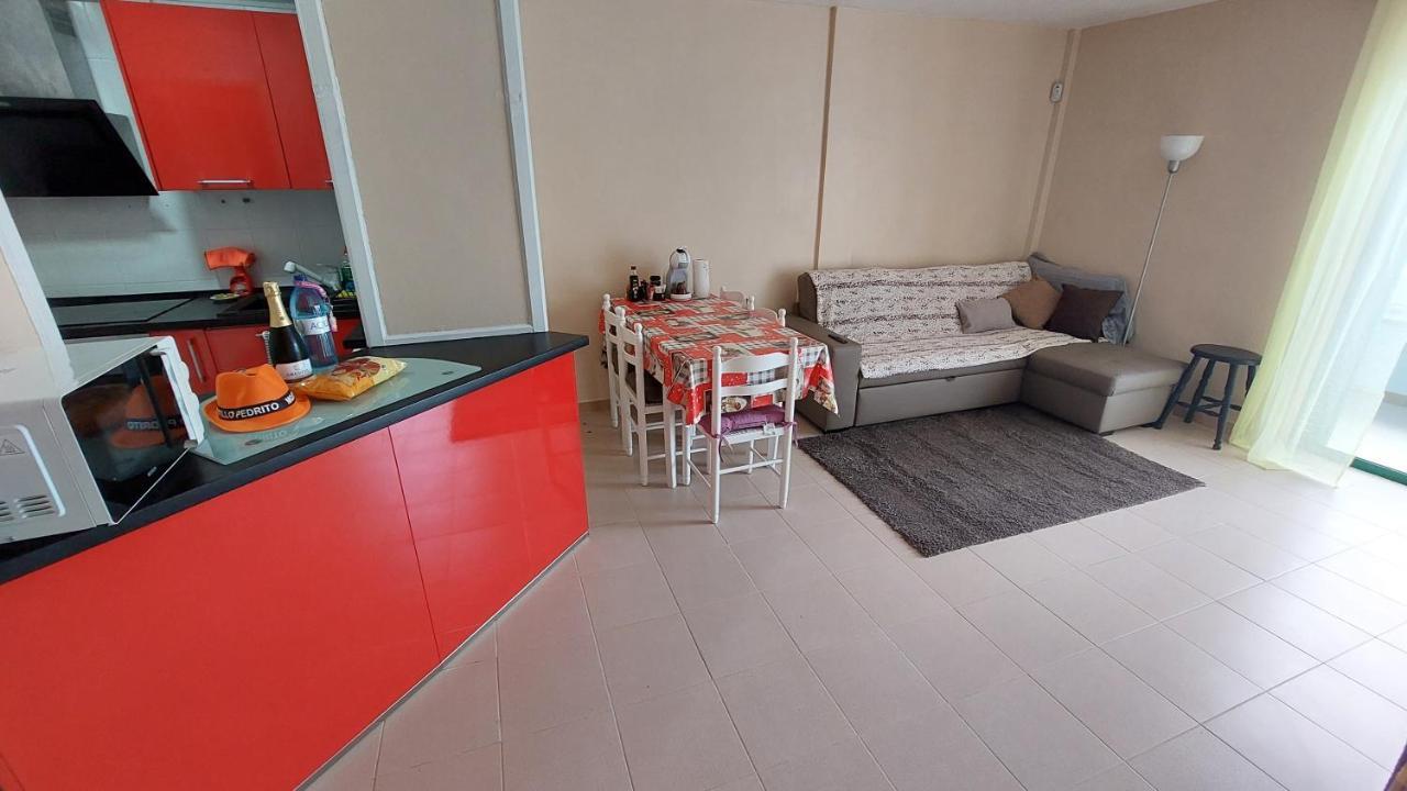 South Tenerife 2 Bedrooms With Sunny Terrace And Amazing Views To Teide And Pool طوستا ديل سيلونثيو المظهر الخارجي الصورة